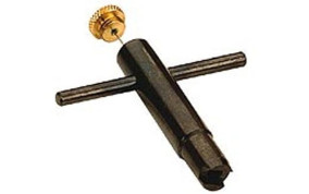 CLE CHEMINEE REVOLVER AVEC EPINGLETTE