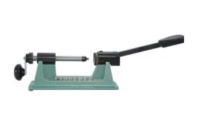 UNIVERSEL CASE TRIMMER LYMAN AVEC 9 PILOTES